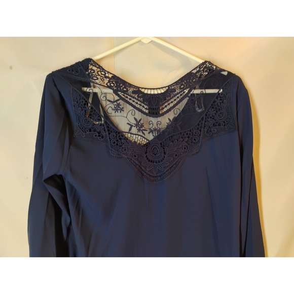NWT Signature Studio Womens MEDIUM Navy Blue Dress Blouse Shirt Sheer Back - Picture 7 of 10